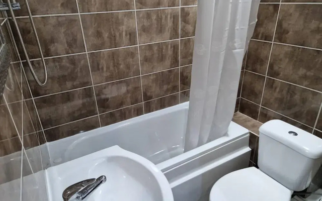 Impeccable 1-bed Apartment in Ilford