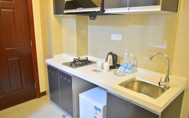 Enjoy Private Apartment Hotel Lucky City