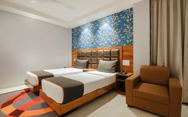 Hotel Parnil Residency By OYO Rooms