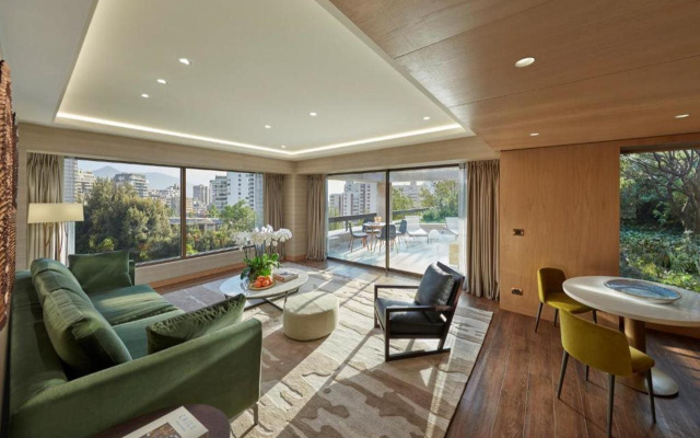 Mandarin Oriental, Santiago