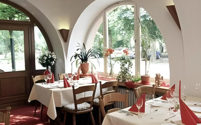 Hotel und Weingut Karlsmühle