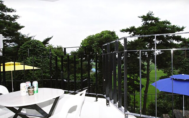 Gyeongju W Pension