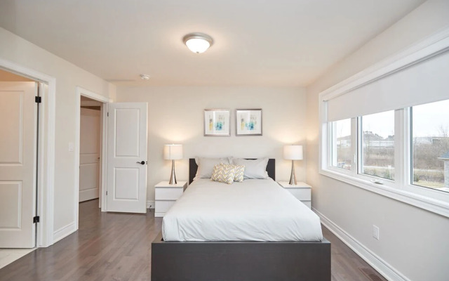 Canadian Grand Executive Villa