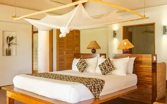Lou Moon Eco-Luxury Resort