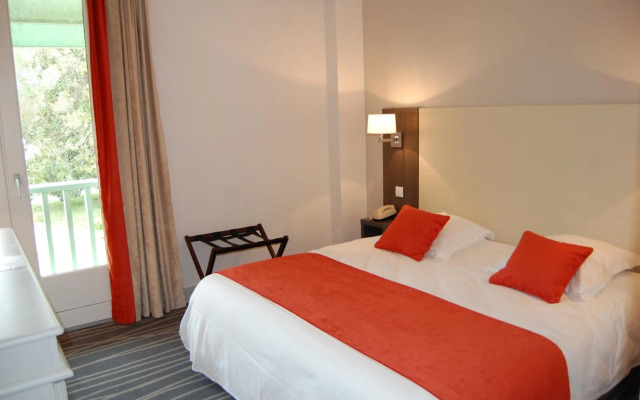 Logis Hôtels- Hôtel et Restaurant Domaine de Fompeyre