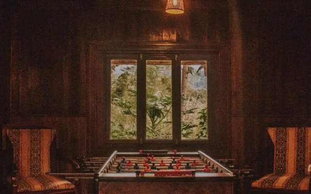 Lawns Hotel