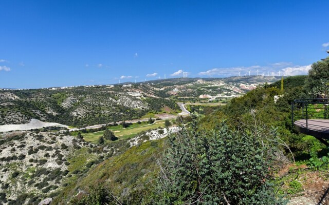 Stunning 3 bedroom villa 'BZ01' with private pool, stunning views, communal pool and resort facilities, Zephyros Village on Aphrodite Hills Re