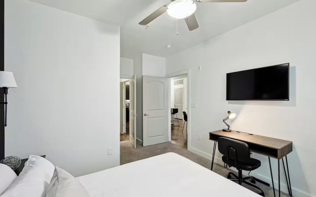 Stylish 2B near Legacy West Wi-Fi