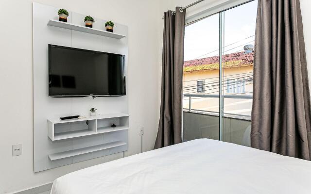 Apto amplo e moderno no Santinho VER102