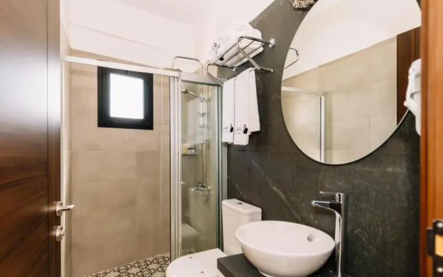 Cezar's Airport Hotel