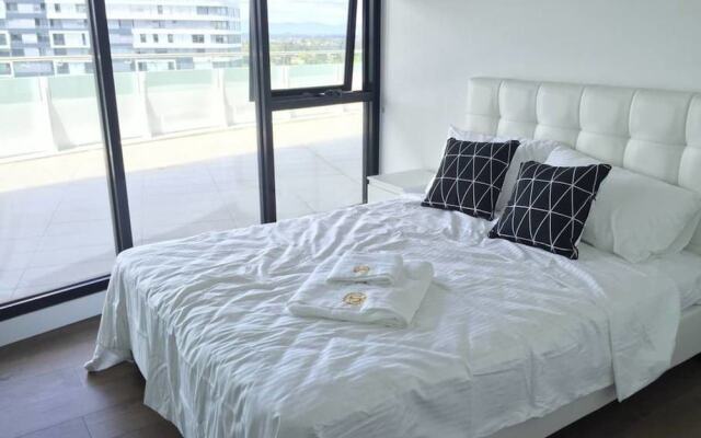 Doncaster Apartment