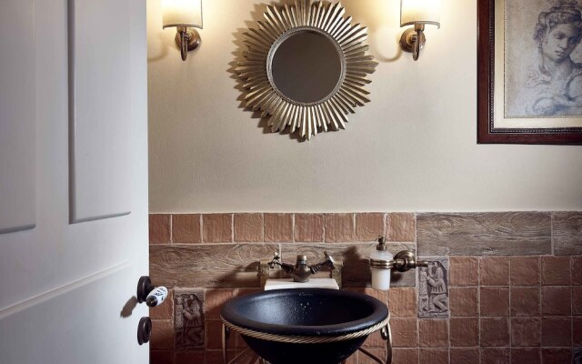 Bozonos Luxury Villa