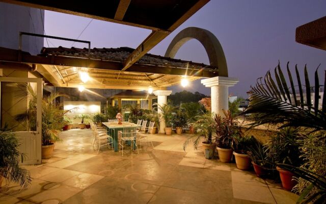Hotel Amrta