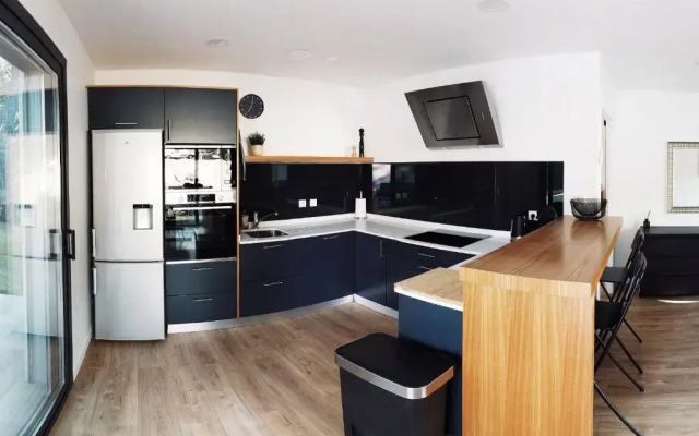 Villa-jacuzzi-1chb-jardin-10minsAixEnPce-QuartierChic