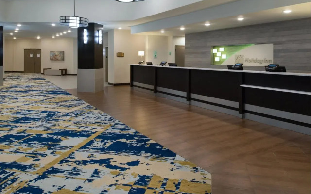 Отель The Arch Convention Hotel