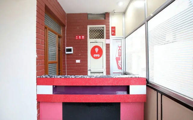 OYO 12745 Hotel Red House