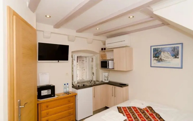 Luxury Old Town Apartments