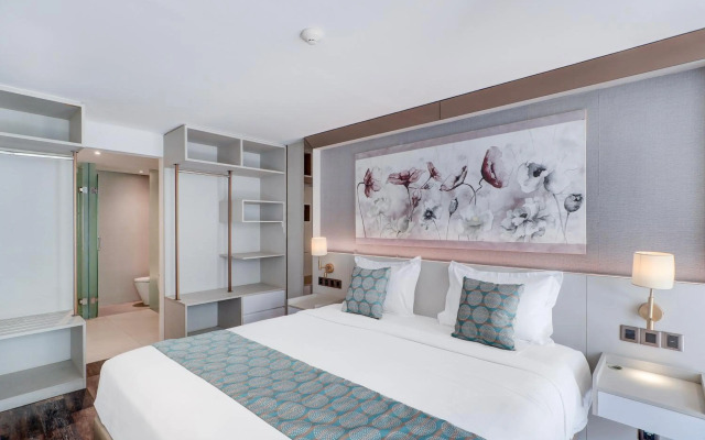 Sunday Hotel Arshika Sunset Road