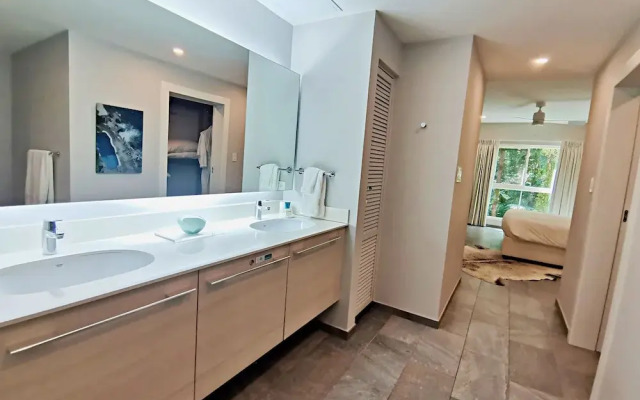 Elan at Ballena Beach