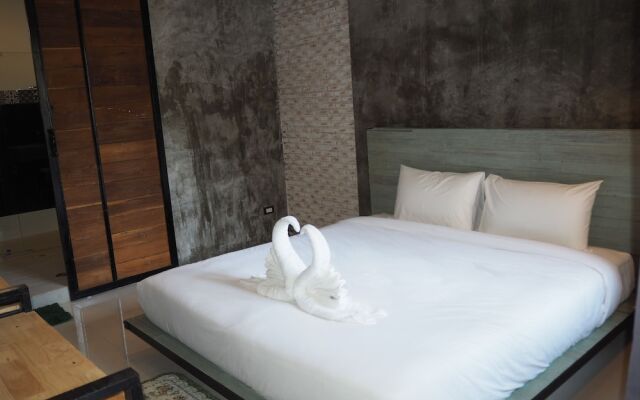 Sherloft Home and Hostel Private Room