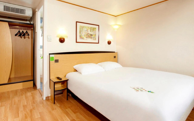 Campanile Dunkerque Armbouts