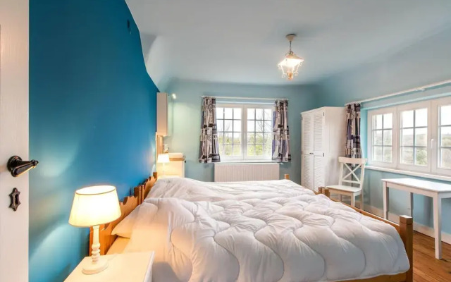 Renovated Hortensia Villa Next to the Dunes
