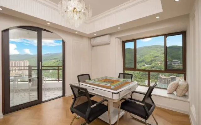 Yanyu High-end Designer Homestay – Balcony – Xishuangbanna