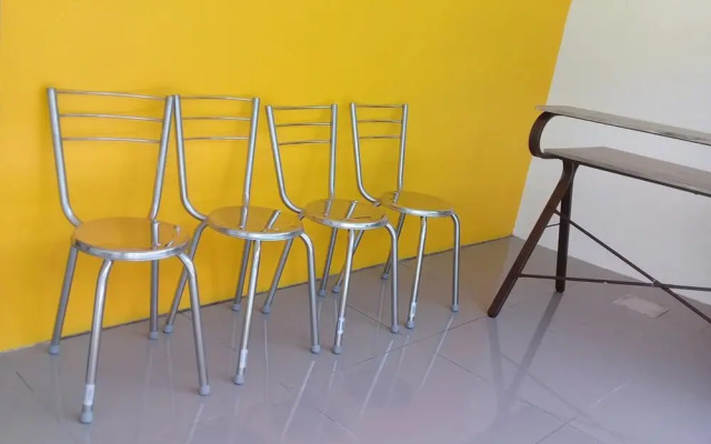Yellow Hostel