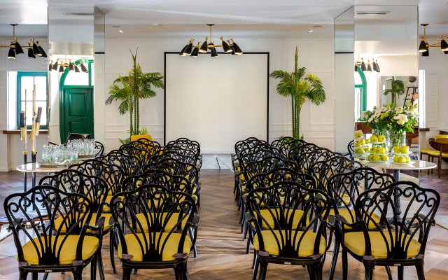 Hotel Brown Beach House & Spa