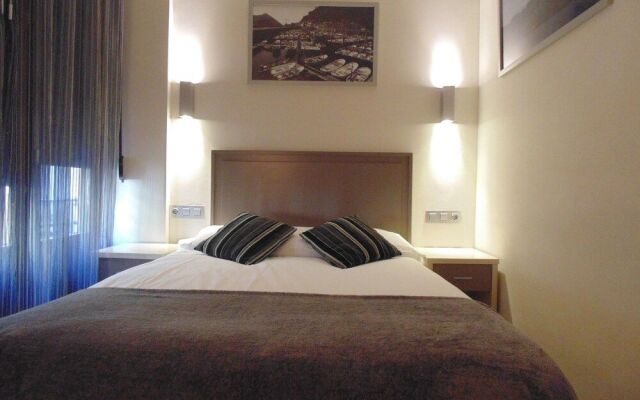 Hotel Trueba