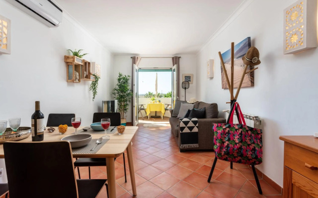 sunny apartment with sea view