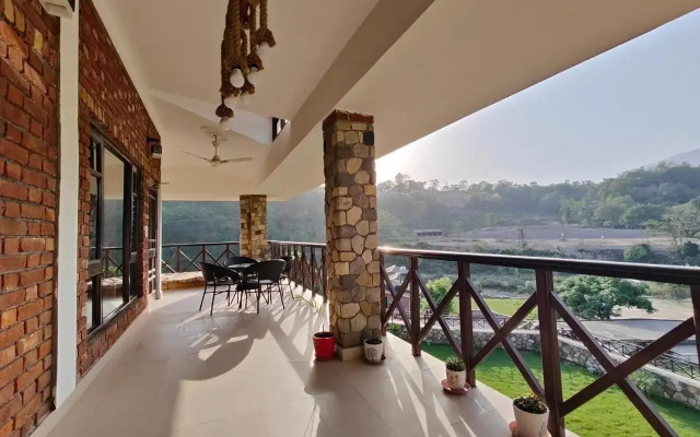 Ghughuti Baasa Home Stay, Dehradun