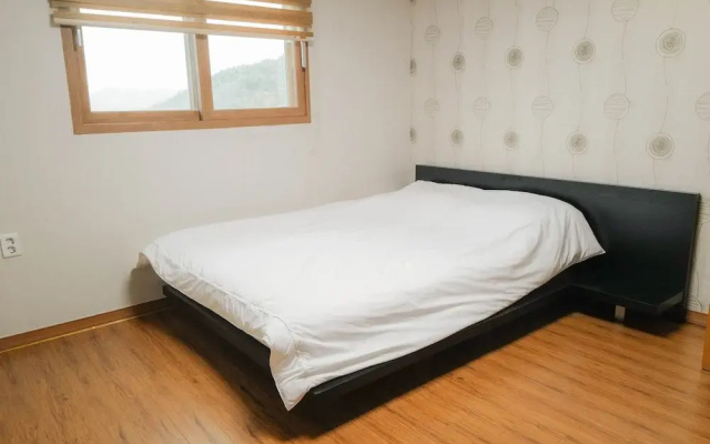 Sancheong Korean Medicine Family Hotel