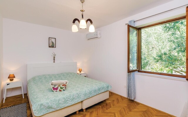 Awesome Home in Slano With Wifi and 5 Bedrooms
