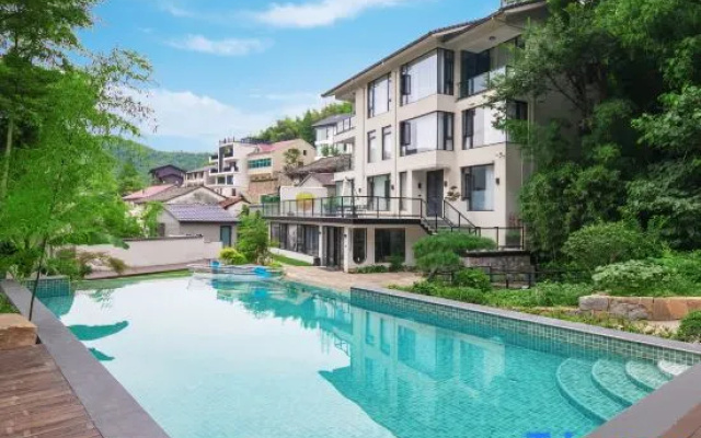 xisanzhuyinshejishihuanshanyeshemeisu – Pool – Huzhou