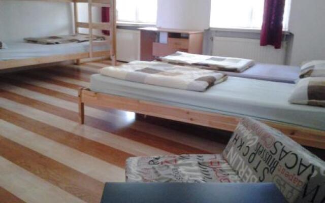 Hostel66
