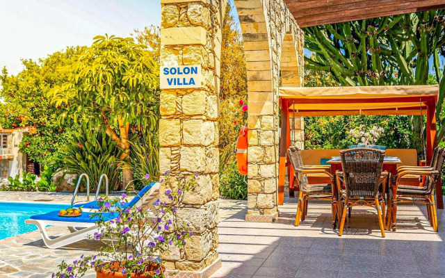 Villa Solon in Polis