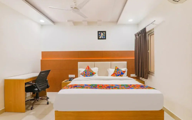 Fabhotel Ananda Inn