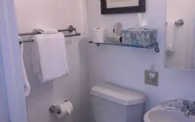 Bed & Breakfast On Broadway
