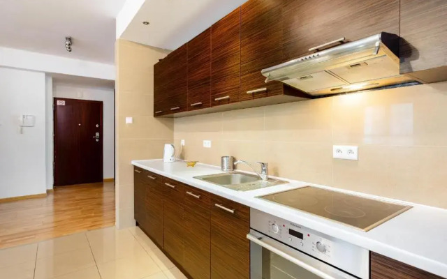 Platinum Towers E-Apartments