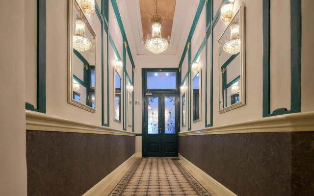 Piazza Heritage Hotel