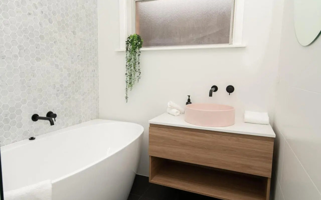 Haven on Hill, Beautifully renovated, Close to CBD