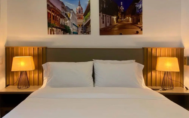 w Marvelous Loft With Balcony in Crespo