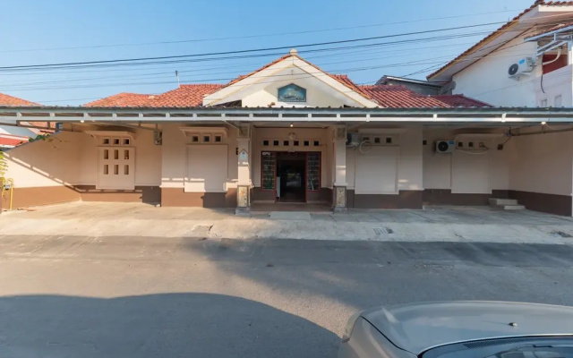 Urbanview Hotel Sany Cirebon