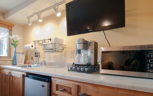 Boise Hillside Suites