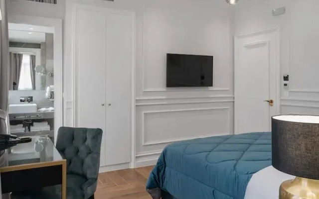Praxitelous Luxury Suites