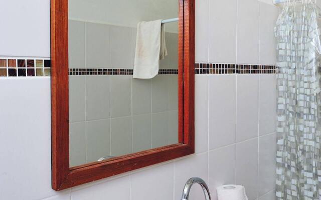 Dive Hut - Boutique Apartments