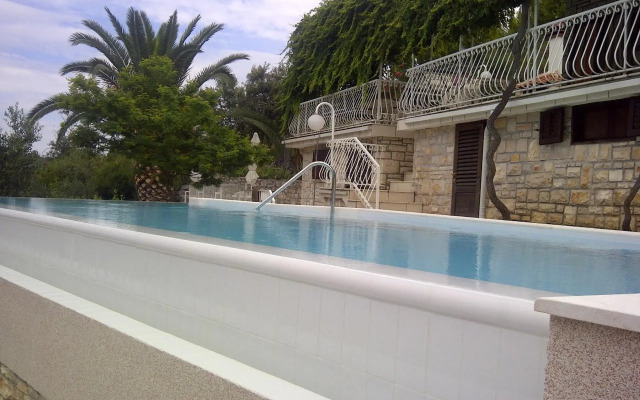 Apartments Villa Sonia & Teo Hvar