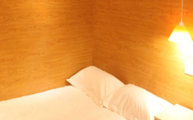 Xinyang Times Inn