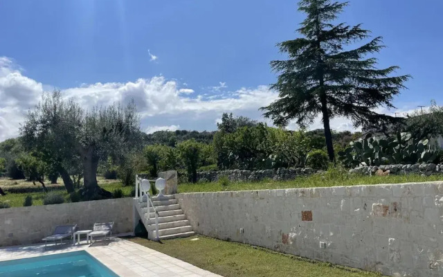 Trulli Di Pone in Cozzana